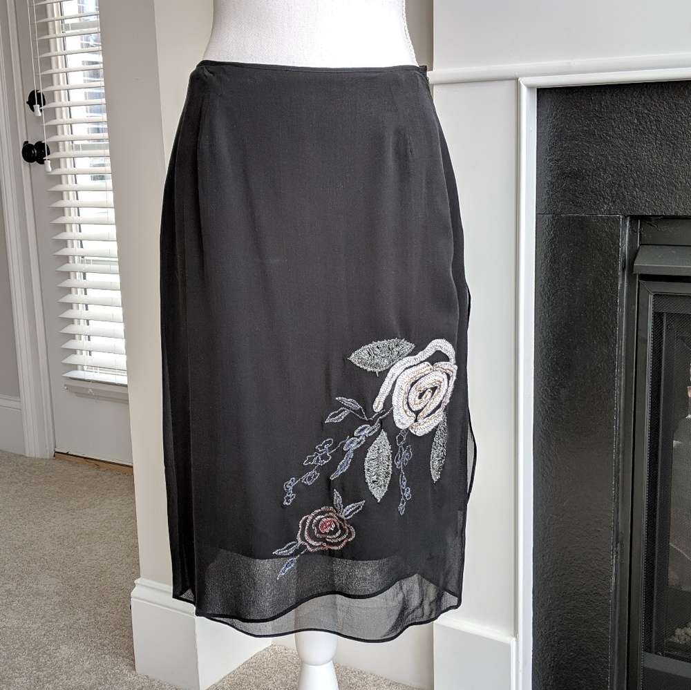 BCBG Maxazria skirt size 6
